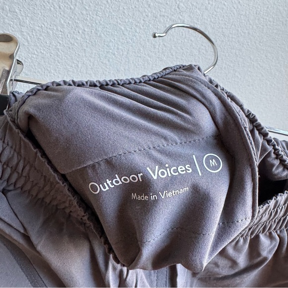 Outdoor Voices Zephry 26” Gray Pant - Picture 5 of 5